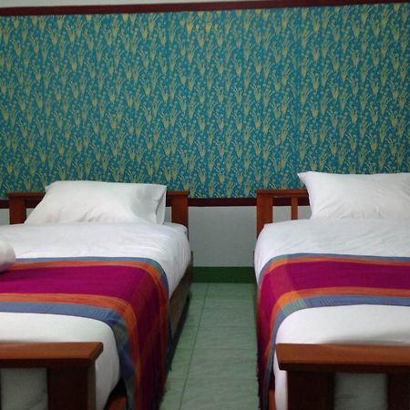 Baan Mitreejit Apartment Surat Thani Phòng bức ảnh