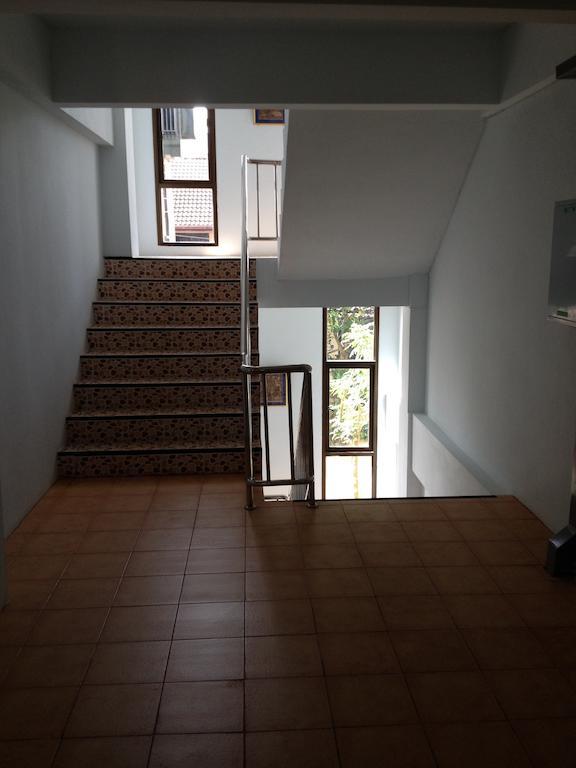 Baan Mitreejit Apartment Surat Thani Phòng bức ảnh