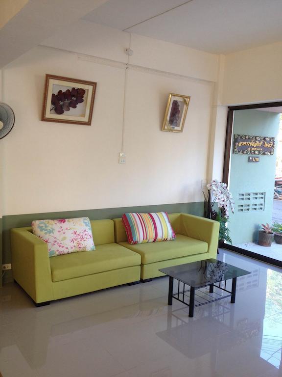 Baan Mitreejit Apartment Surat Thani Ngoại thất bức ảnh
